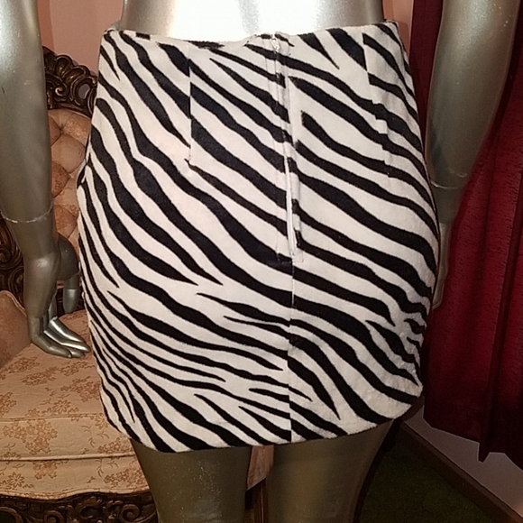 Zebra fur mini skirt punk goth y2k animal print handmade small pencil black soft - Picture 9 of 11
